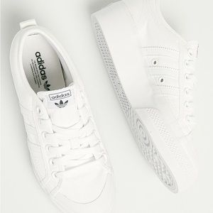 NWT Adidas Nizza Flatform Sneakers